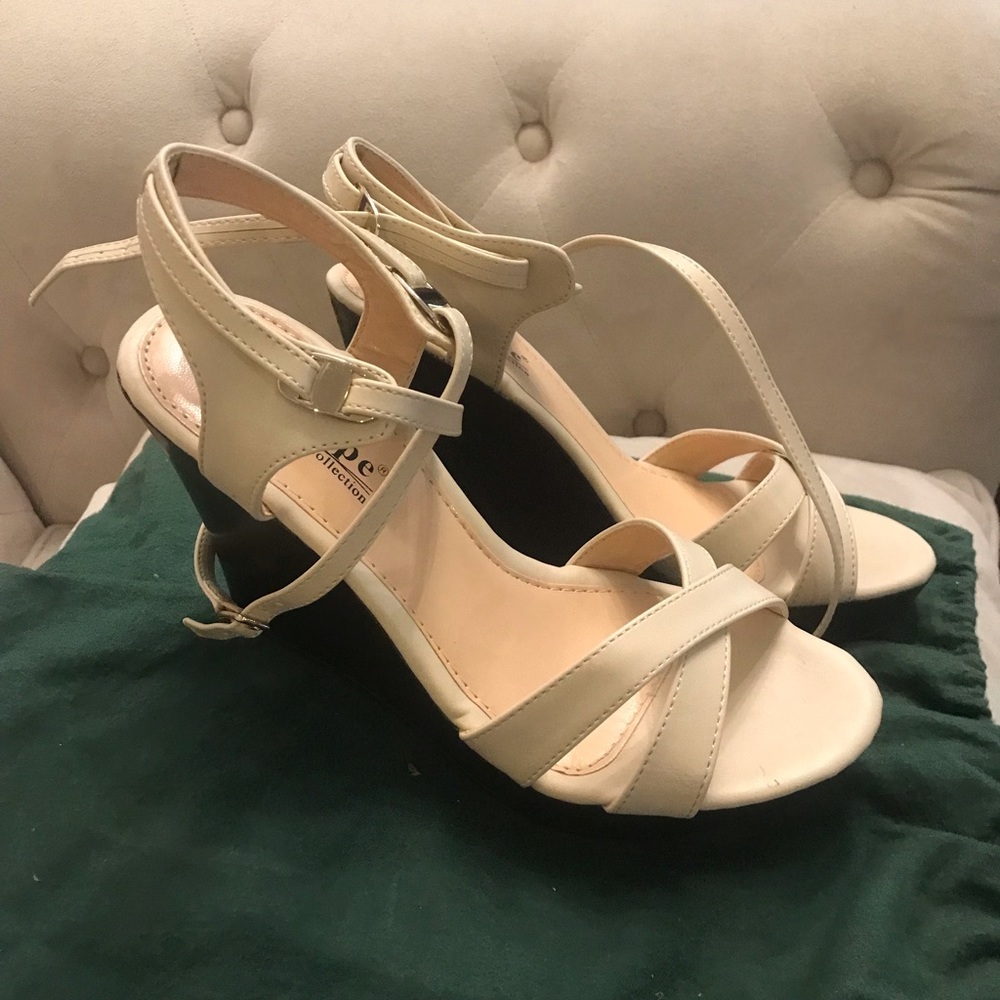 Agape collection sandals